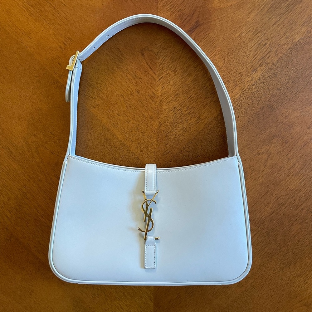 Authentic YSL Shoulder Bag: LE 5 À 7 IN SMOOTH LEATHER